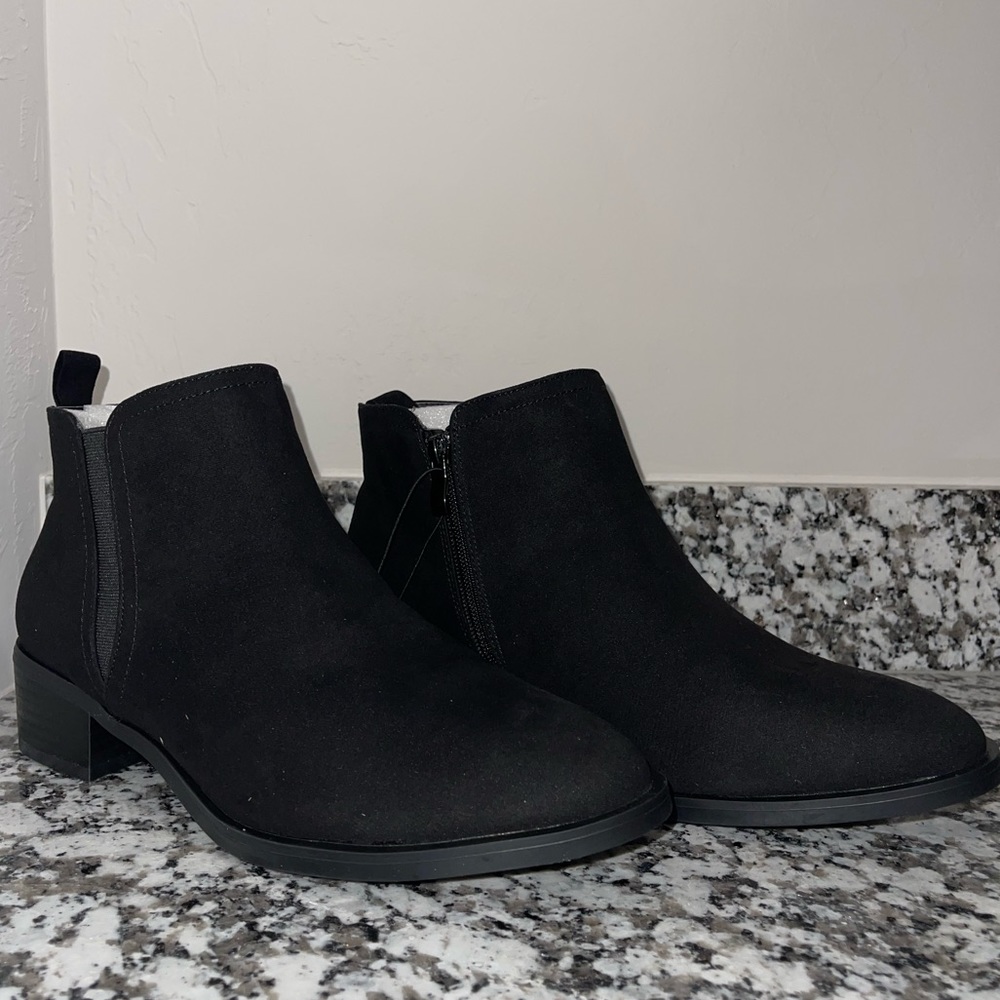 NWT Torrid Ankle Boots, Size 10